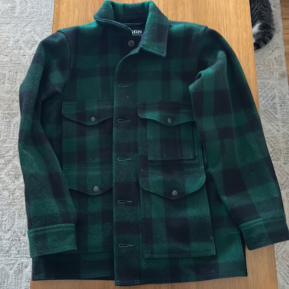 Filson Mackinaw wool jacket like new